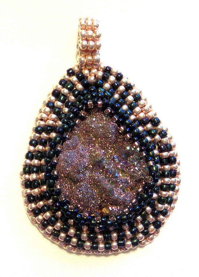seed bead bezel for a cabochon