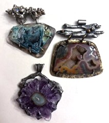 Prong set cabochons Prong set cabochons